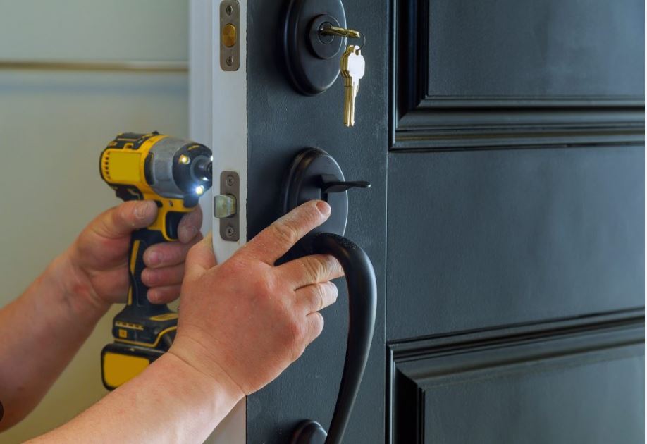 Lock repair services